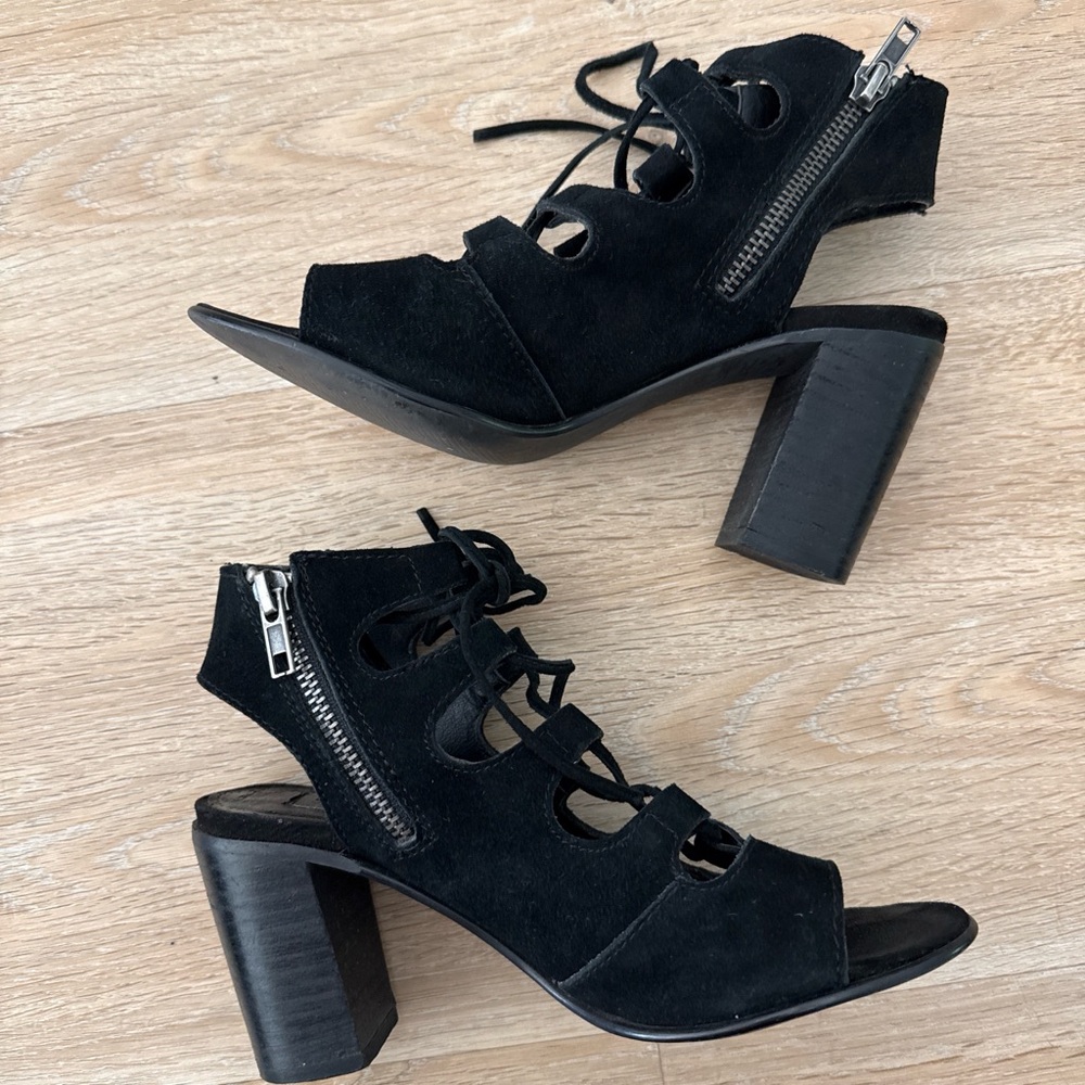 Steve Madden Nilunda Black Suede Lace-Up Block Heel Sandals 5.5M - Picture 4 of 6